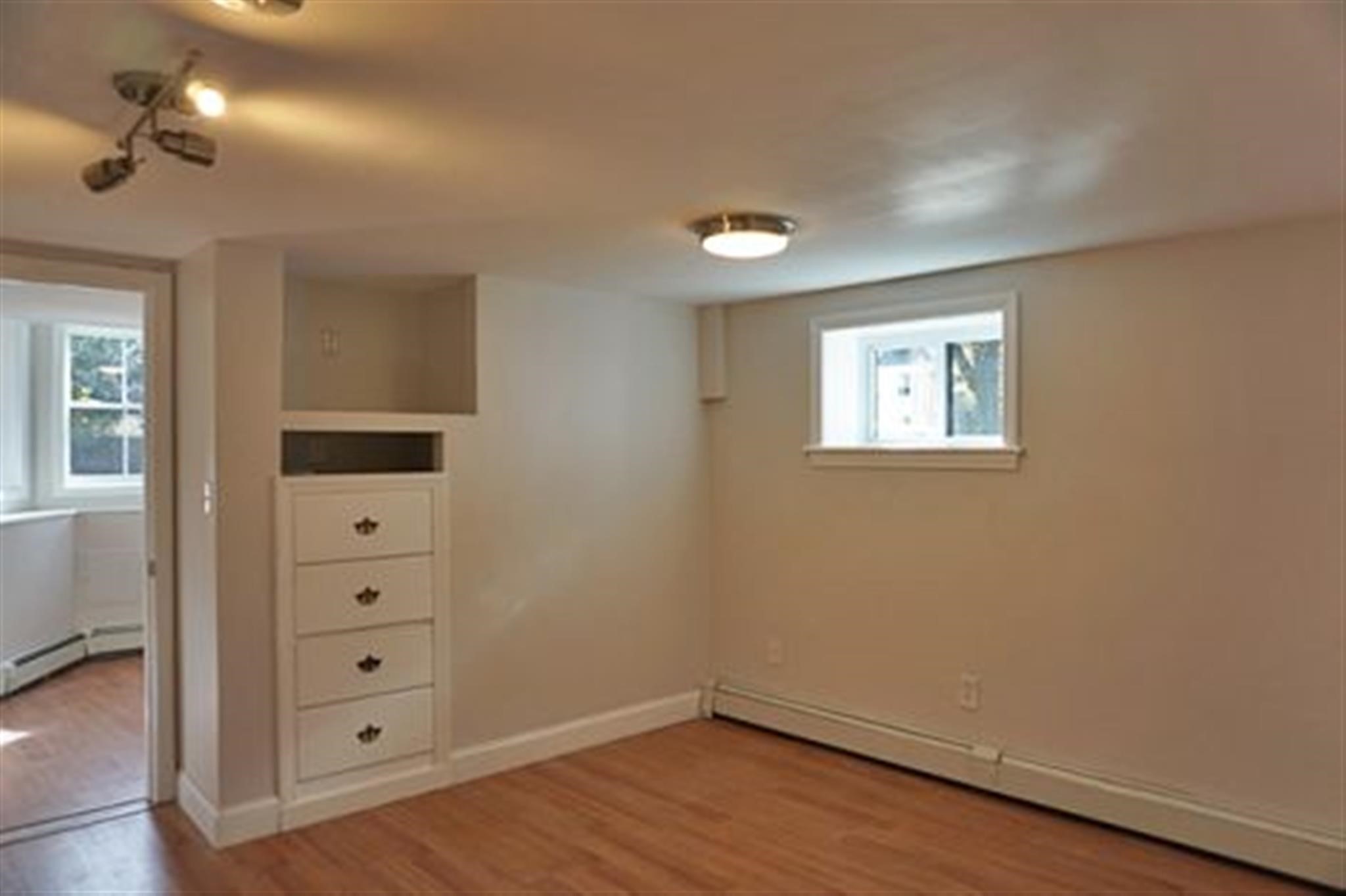 192 Central St # B Property Photo 4
