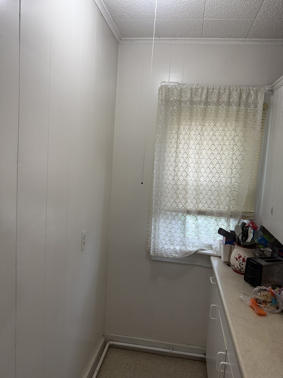 175 Grattan Property Photo 10