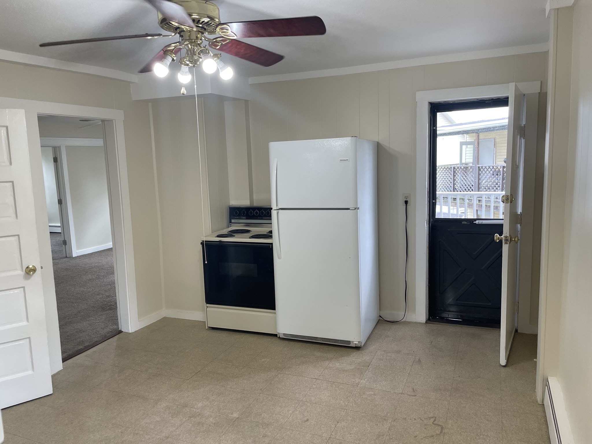 175 Grattan Property Photo 18