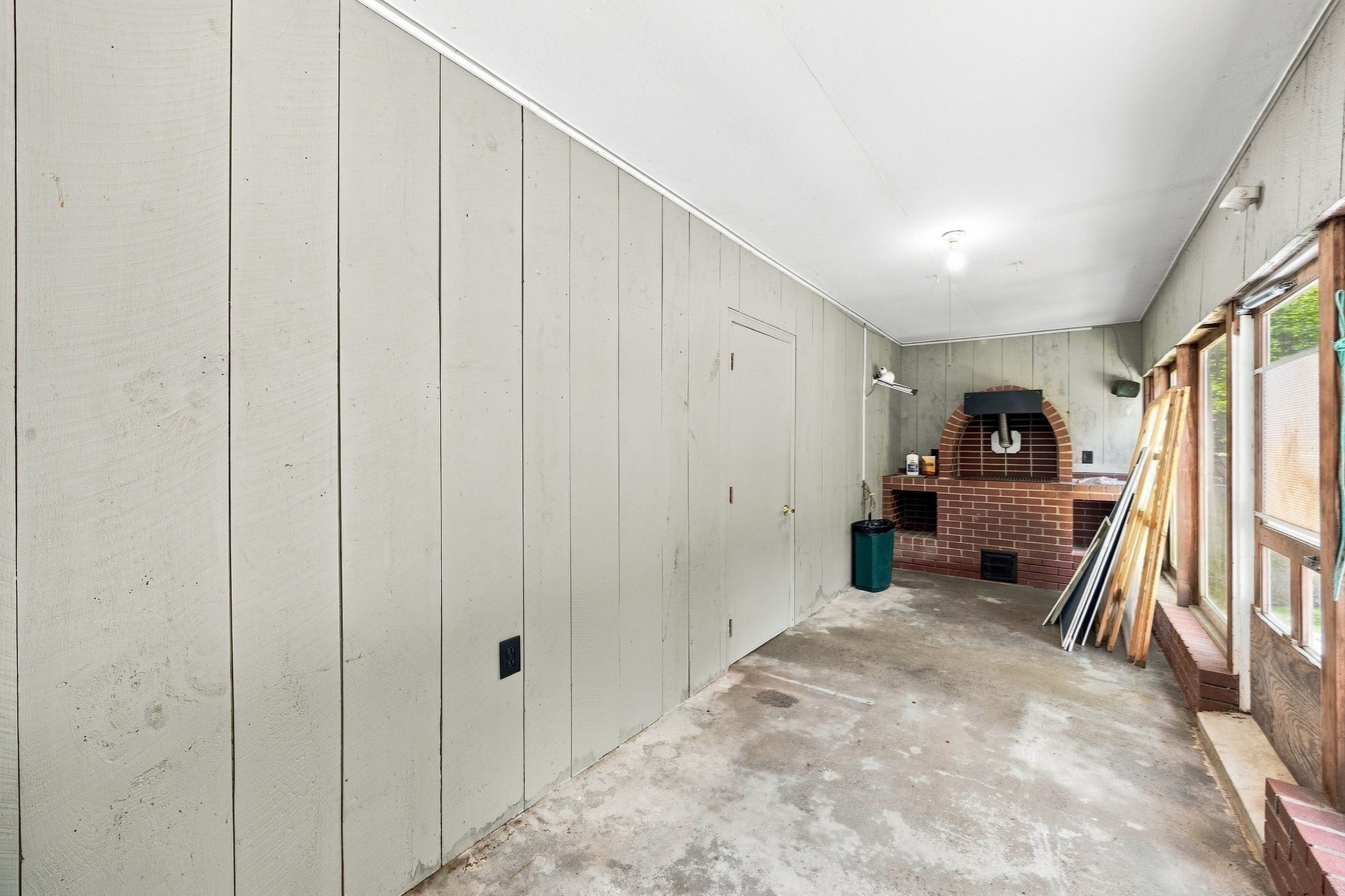 81 Warren Rd Property Photo 24
