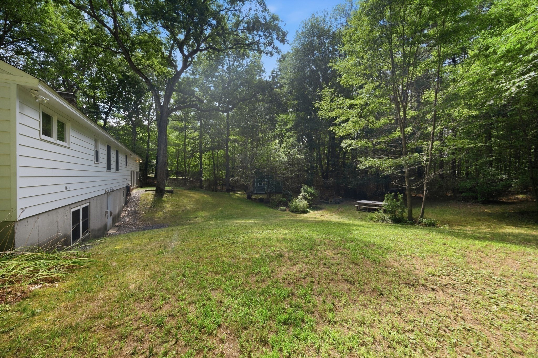 81 Warren Rd Property Photo 35