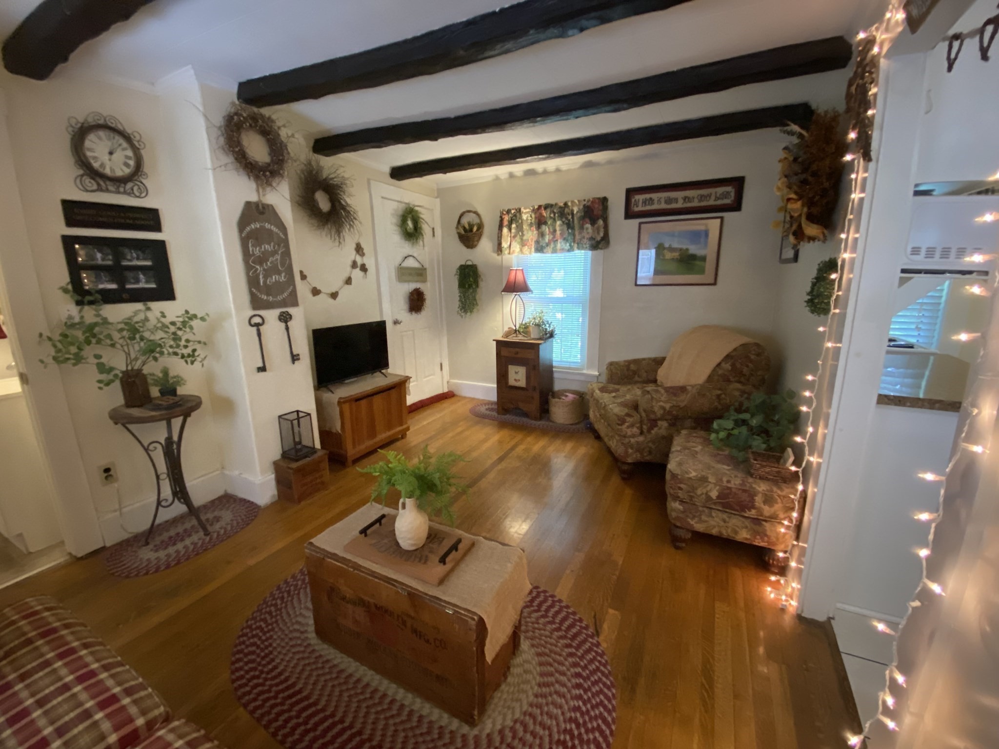 24 Esty St. Property Photo 5