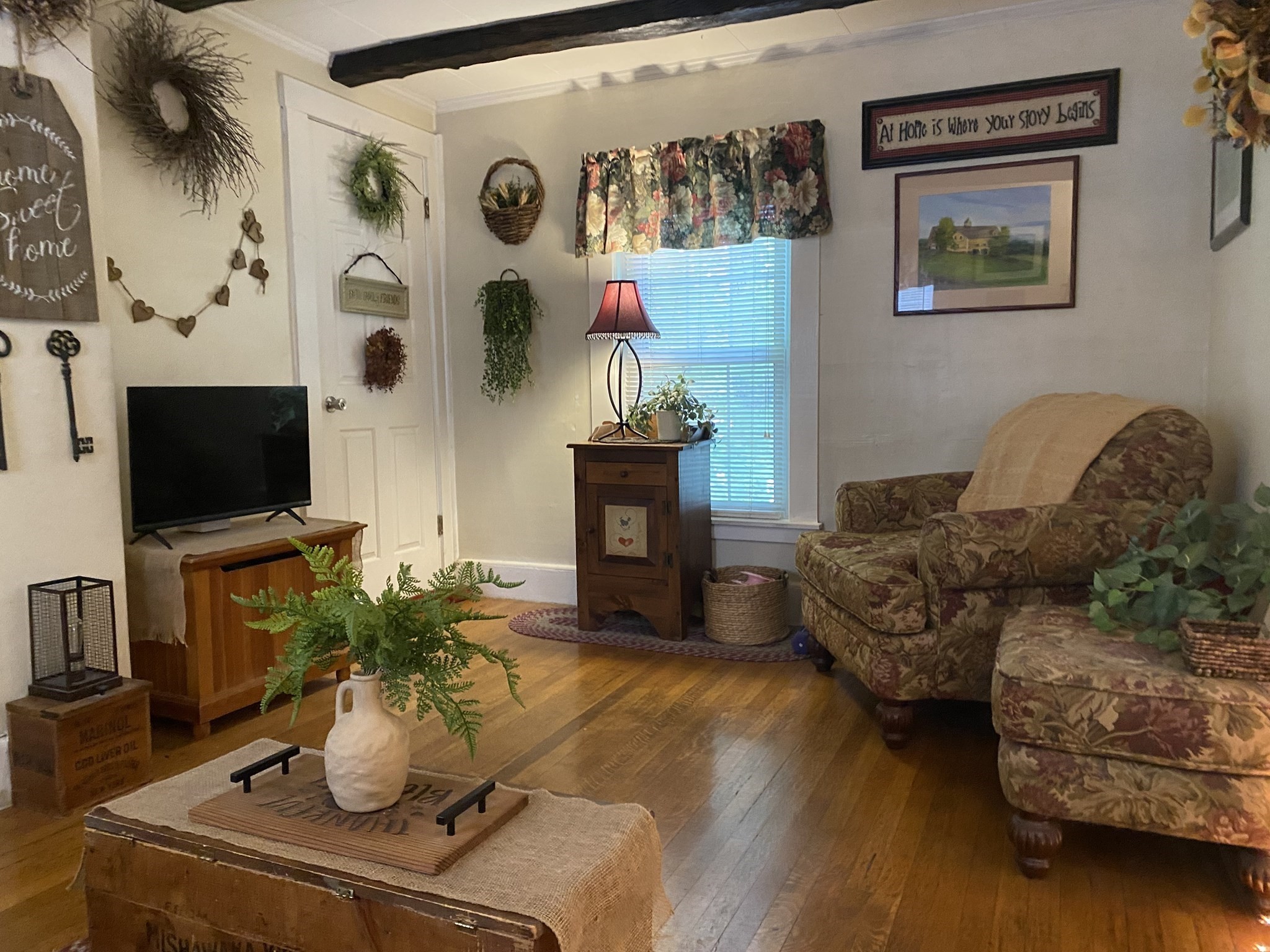 24 Esty St. Property Photo 14