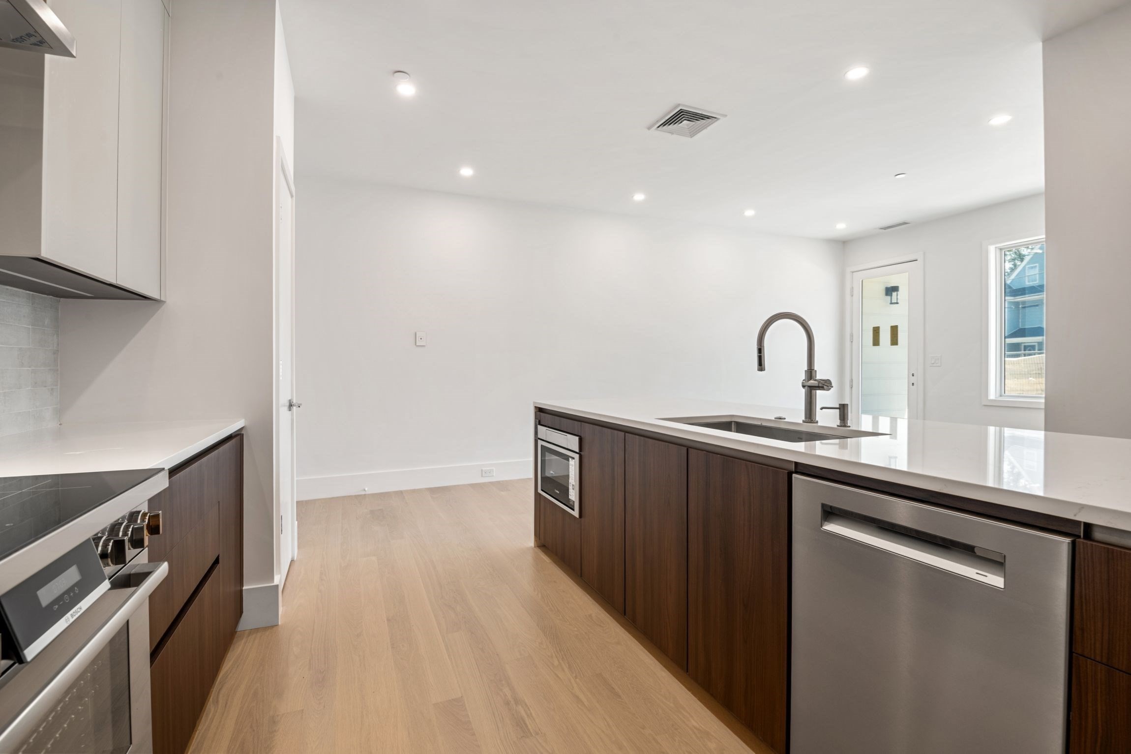 50 Jackson Street # 104 Property Photo 17