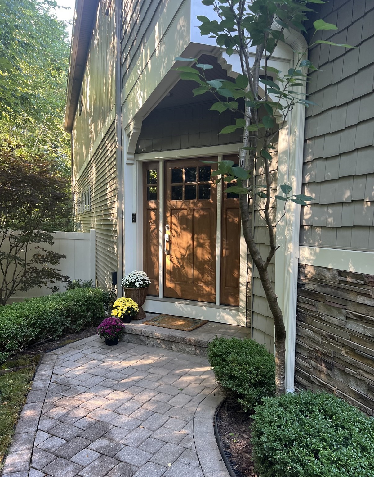 127 Boxwood Lane Property Photo 2