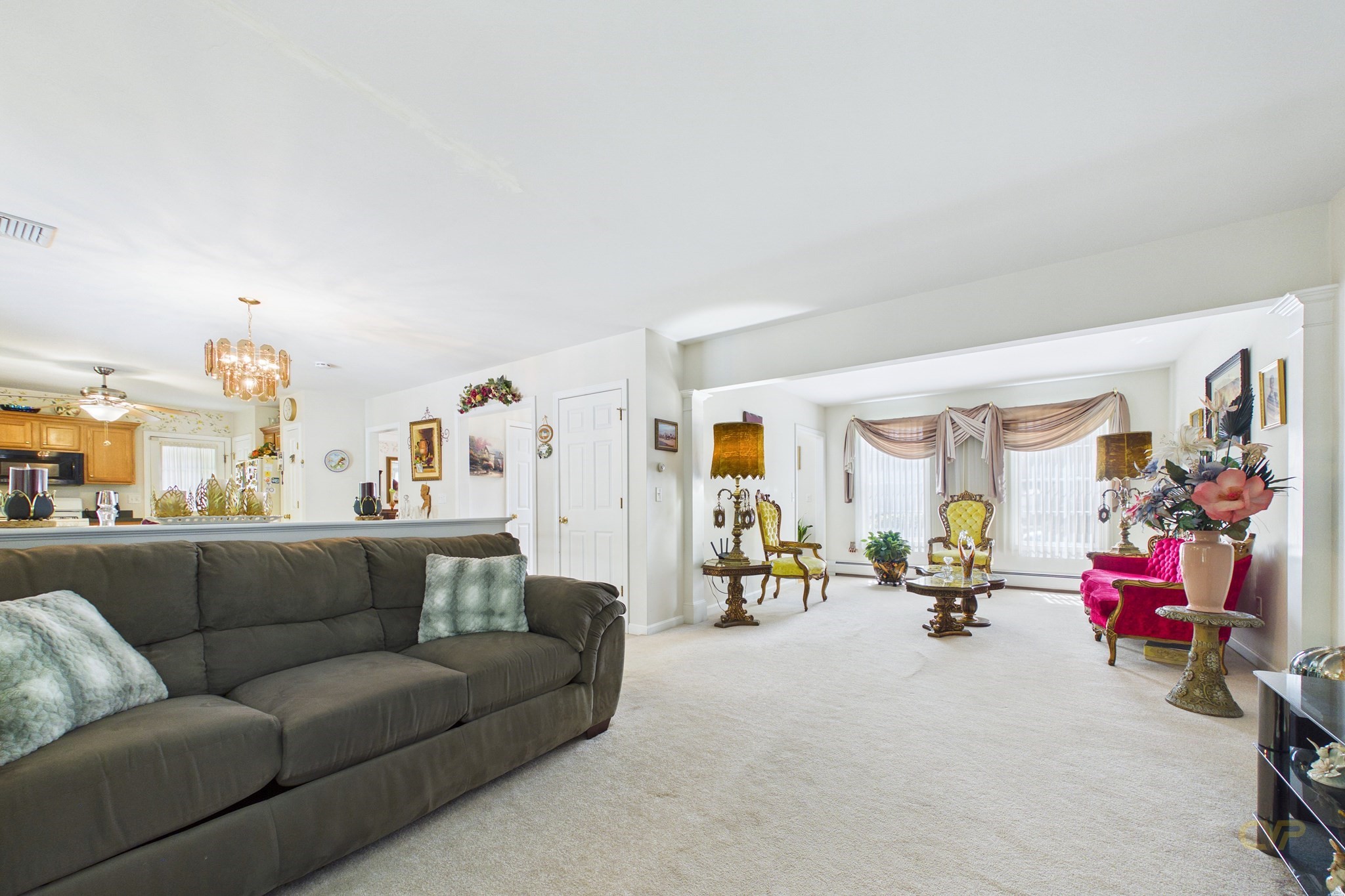 76 Erin Ct. Property Photo 10