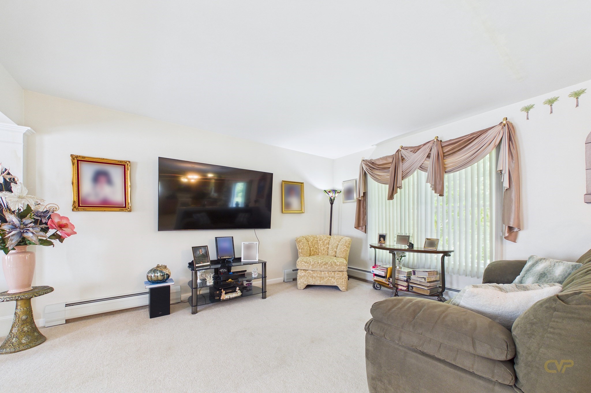 76 Erin Ct. Property Photo 12