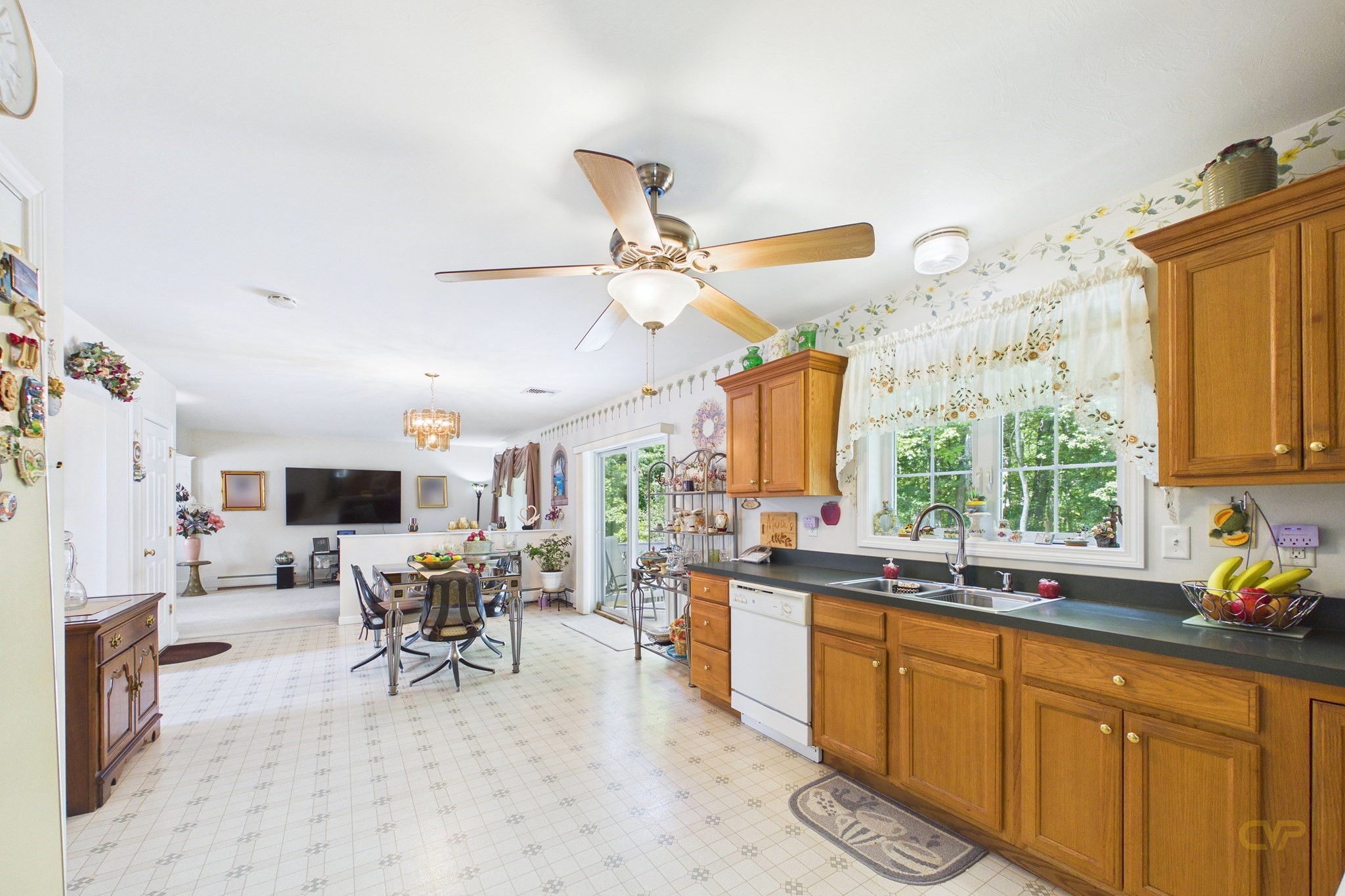 76 Erin Ct. Property Photo 19