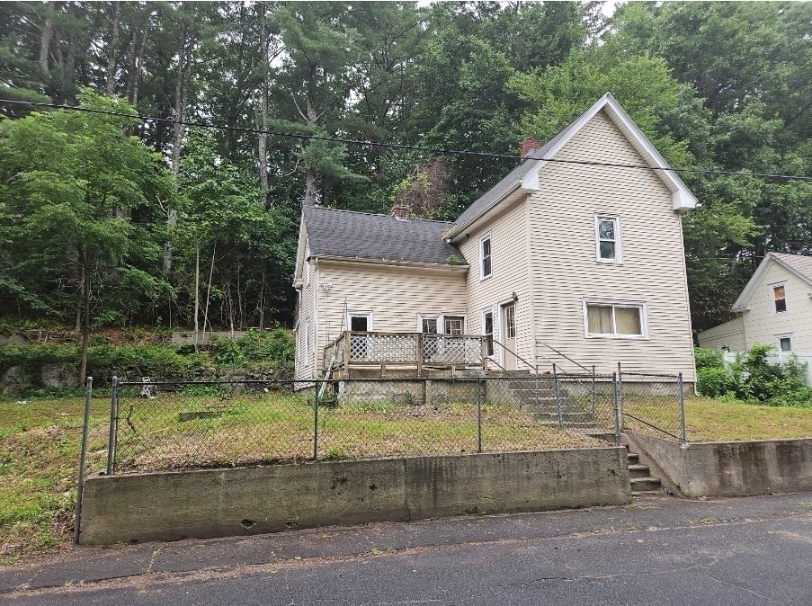18 Keyes Street Property Photo 1