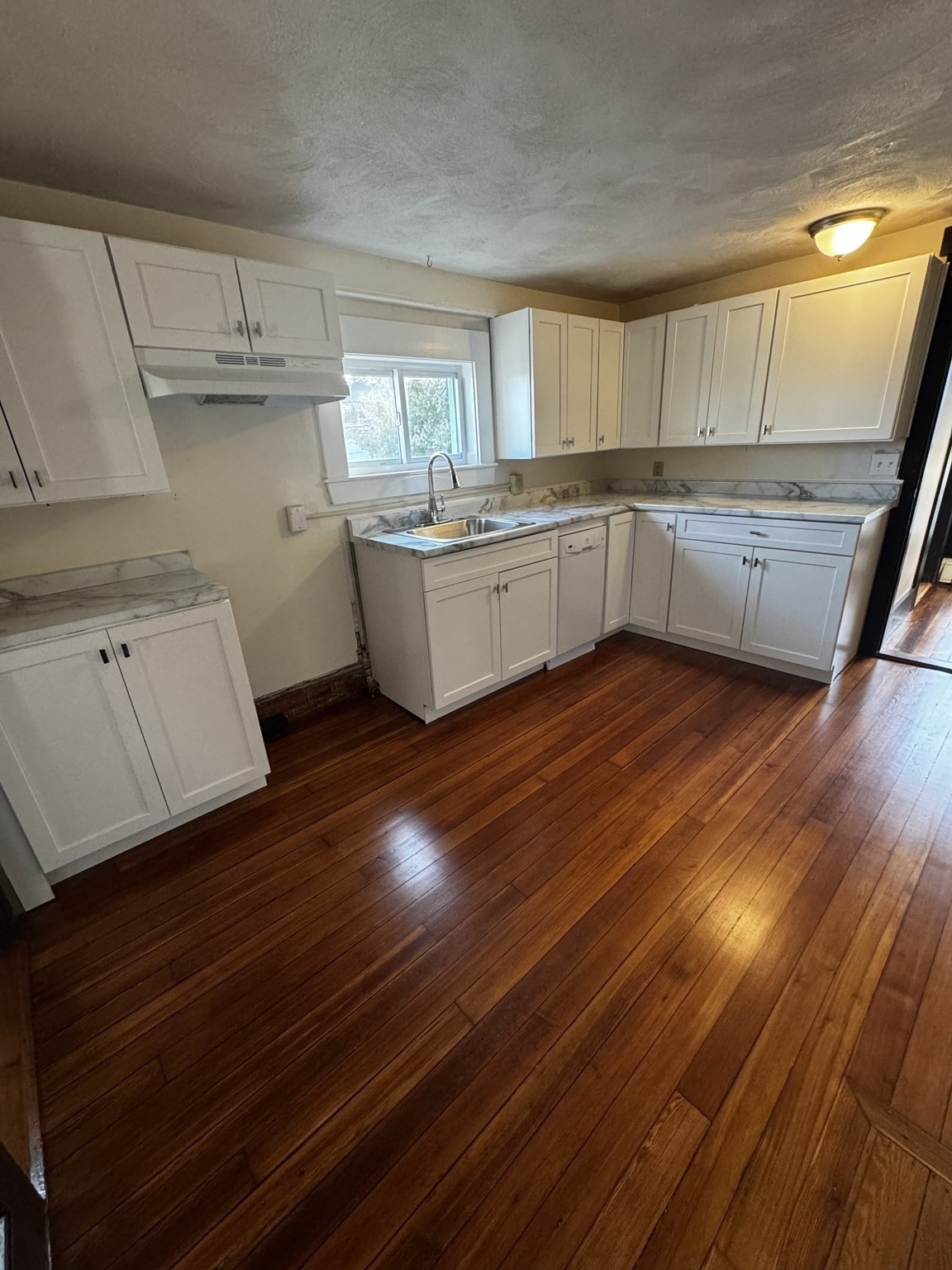 7 Sewall St # 3 Property Photo 2