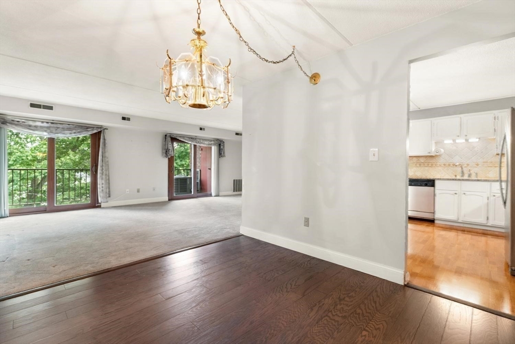148 Marble St # 404 Property Photo 16