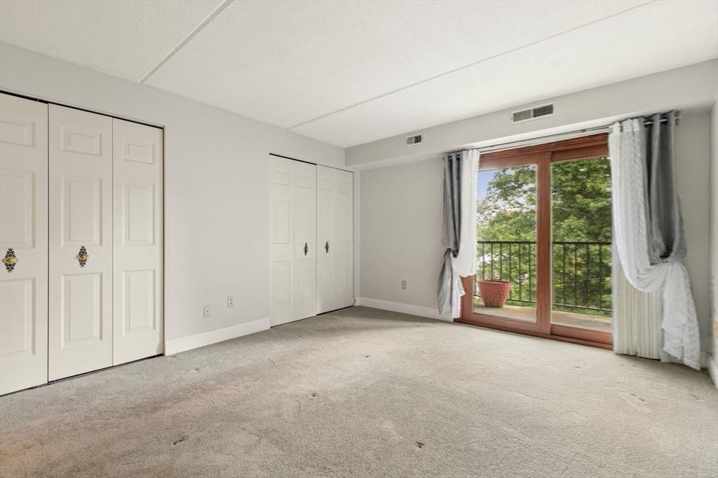 148 Marble St # 404 Property Photo 24