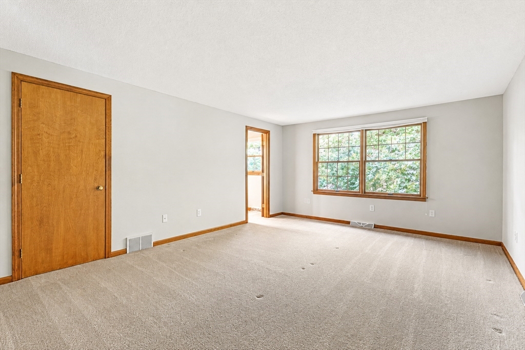 120 Green Tree Lane Property Photo 17