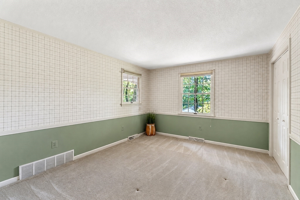 120 Green Tree Lane Property Photo 32