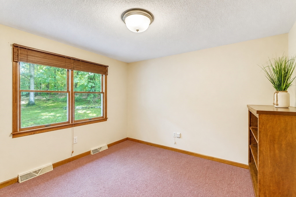 120 Green Tree Lane Property Photo 35