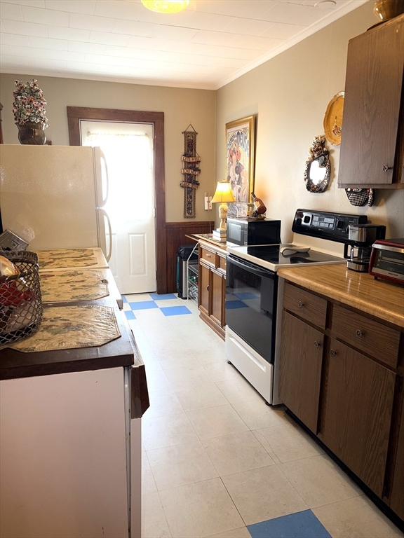 10 Eddy St Property Photo 6