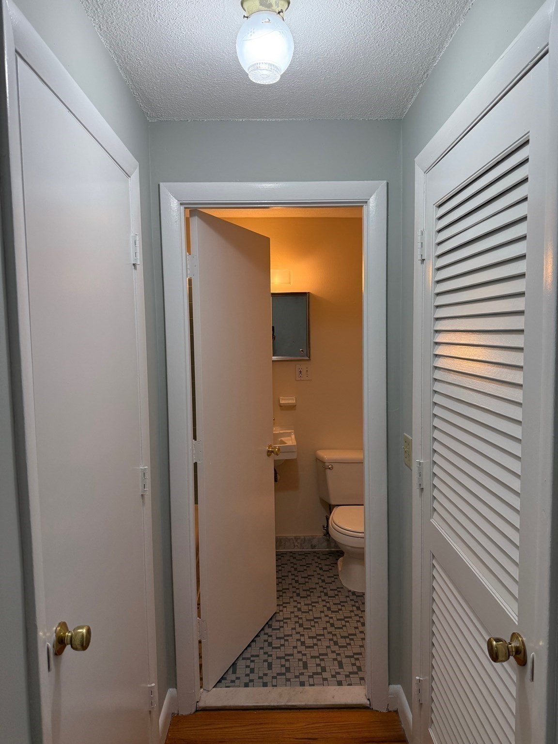 39 Linden St # 12 Property Photo 6