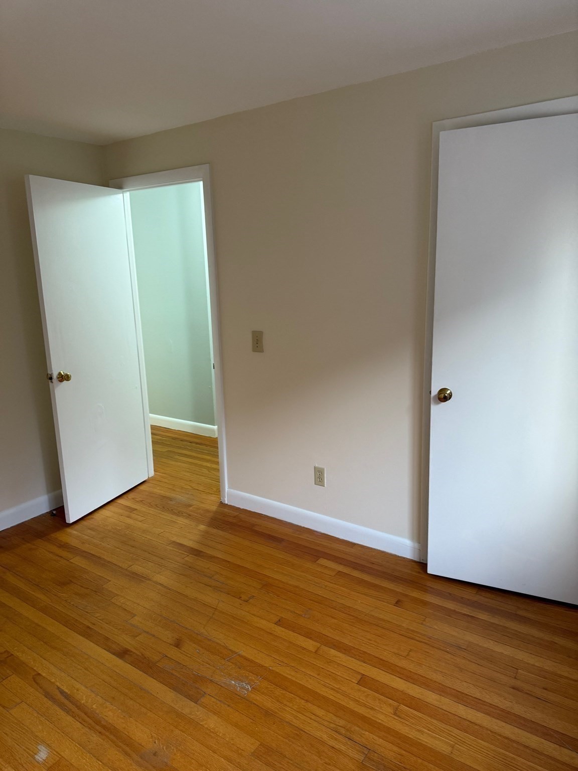 39 Linden St # 12 Property Photo 10