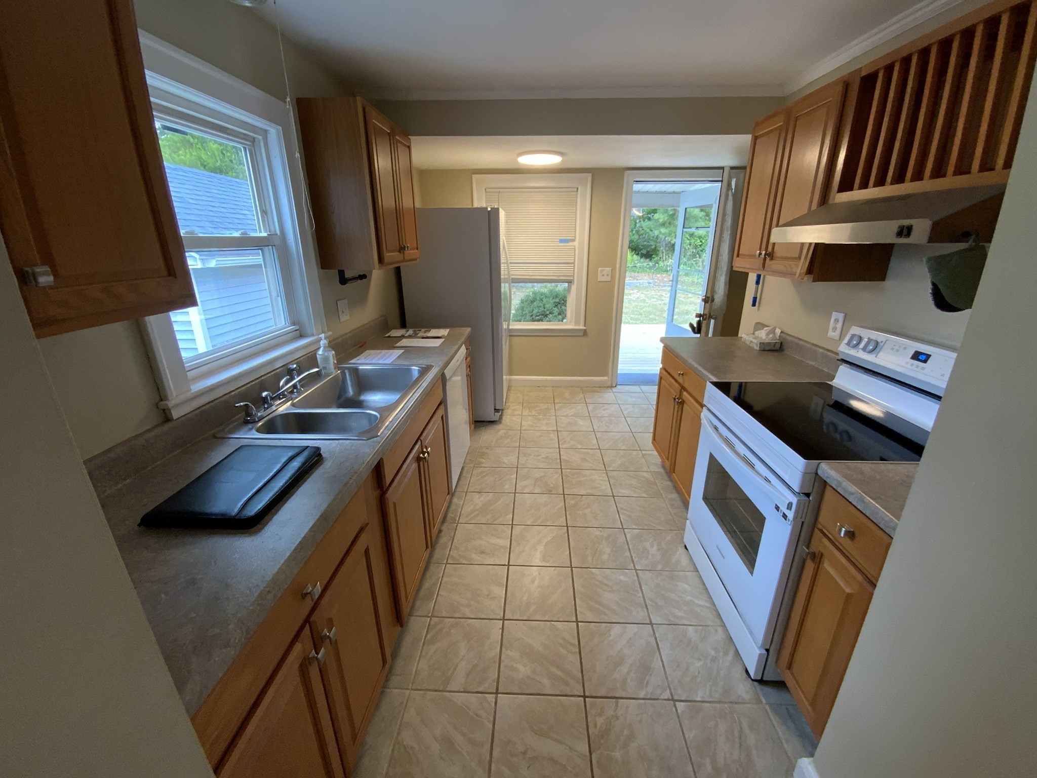 346 Old Connecticut Path Property Photo 10