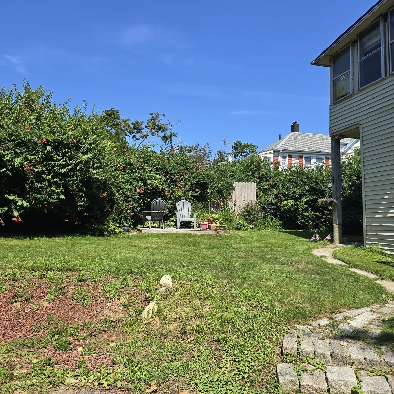 43 Mayflower St Property Photo 4