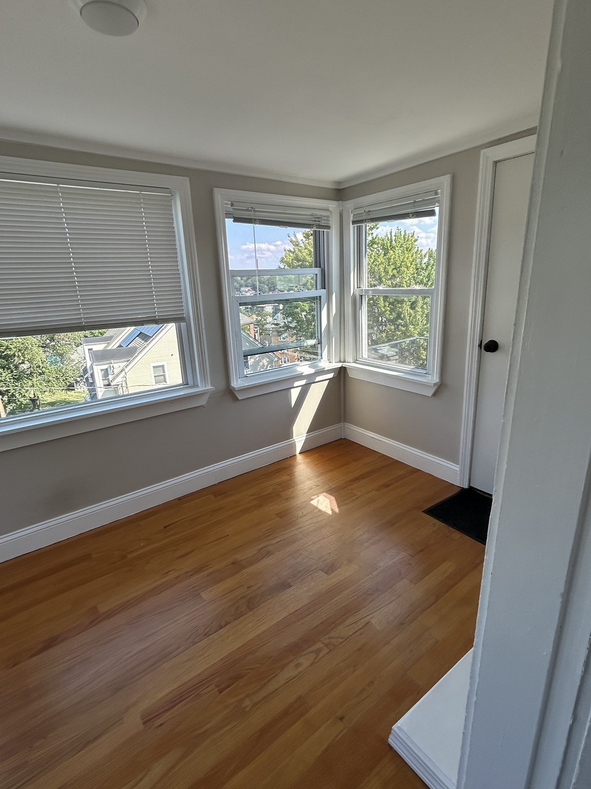 30 Fremont Avenue # 3 Property Photo 6