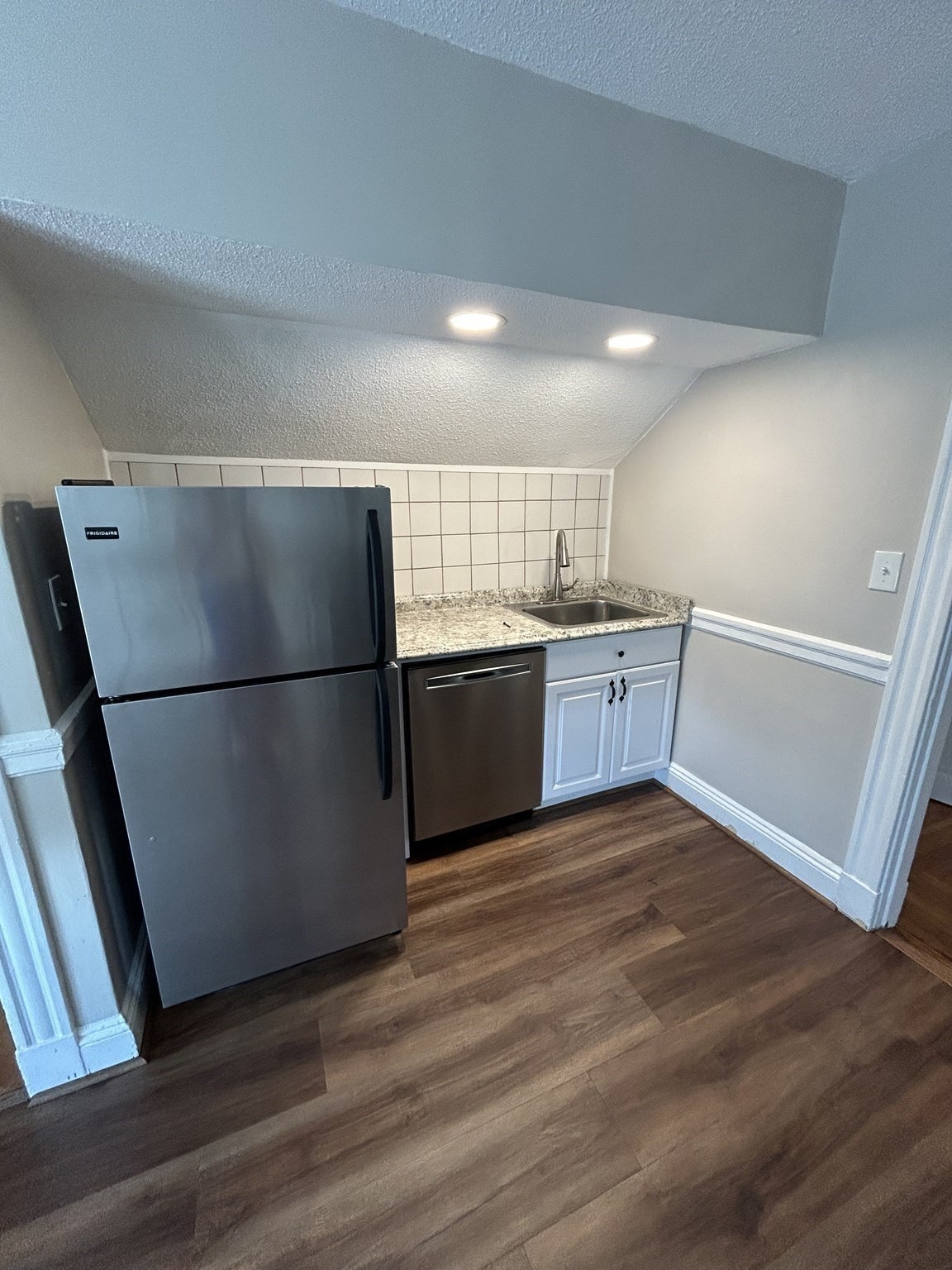 30 Fremont Avenue # 3 Property Photo 8