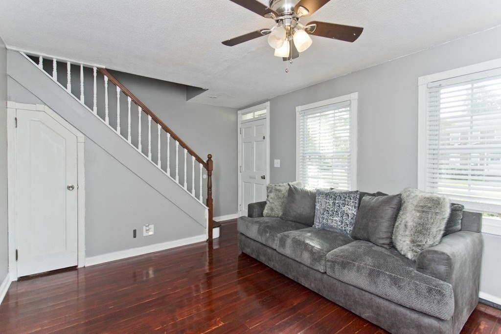 44 Colony Road # 44 Property Photo 6