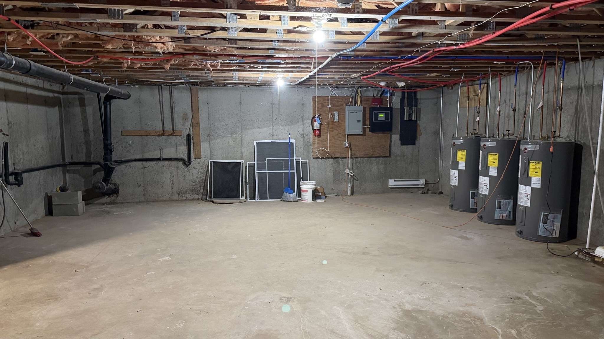 174 Locust St Property Photo 35