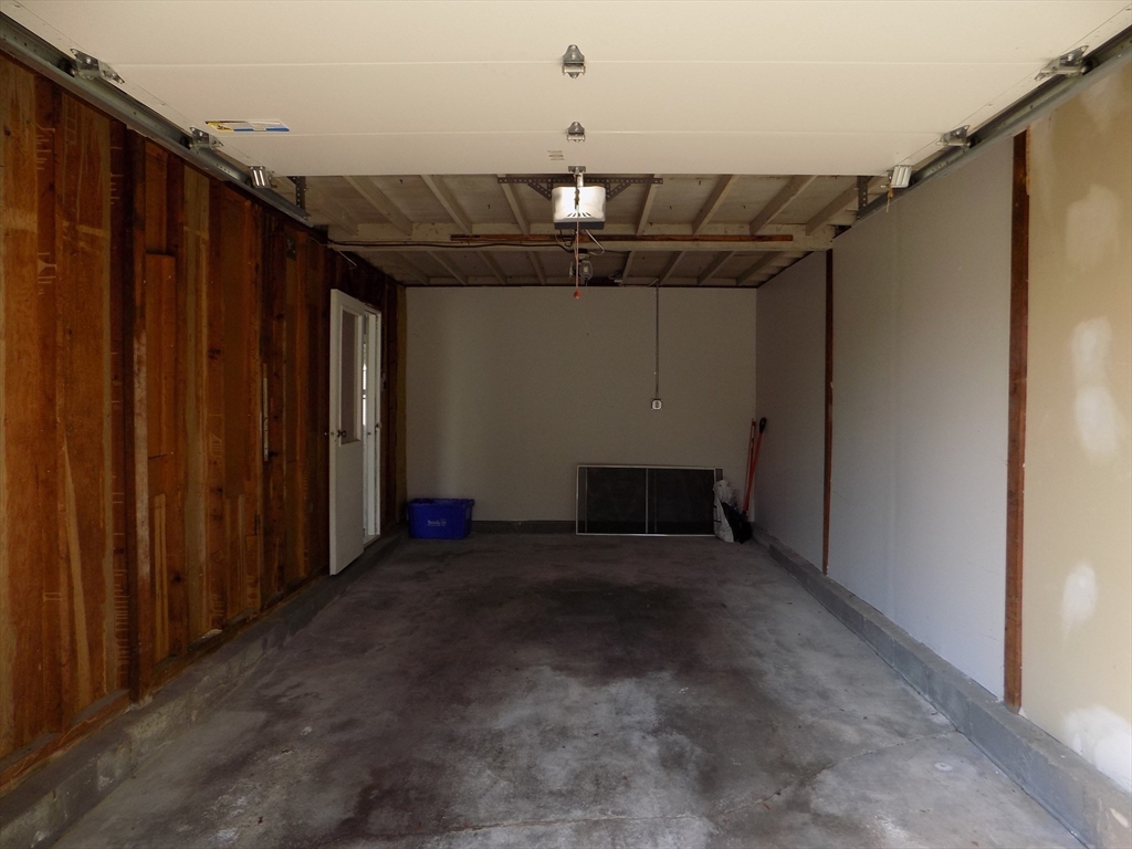 4 South Richard St Property Photo 22