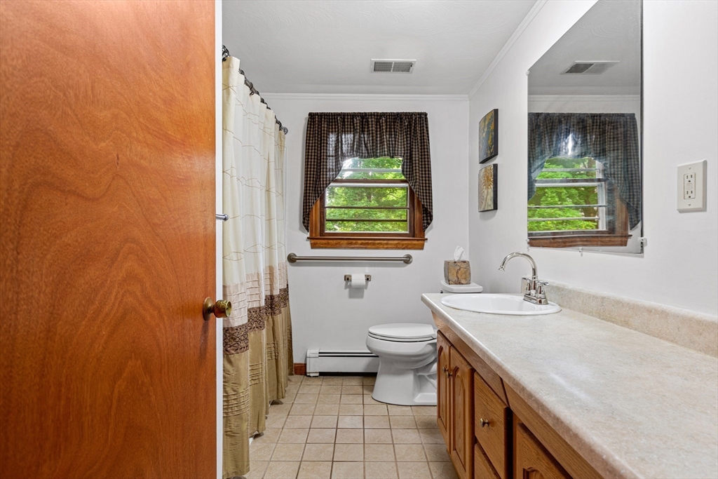 44 Ellis Circle Property Photo 10