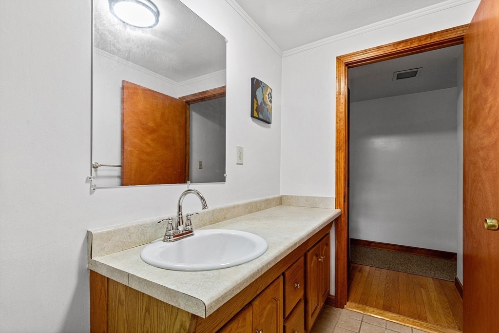 44 Ellis Circle Property Photo 11