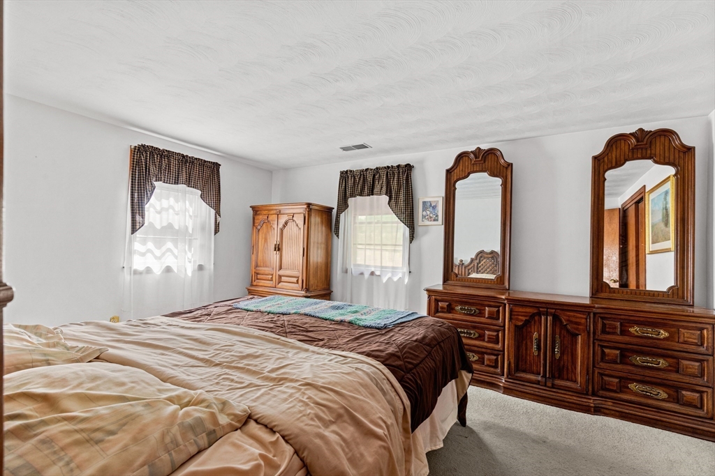 44 Ellis Circle Property Photo 15