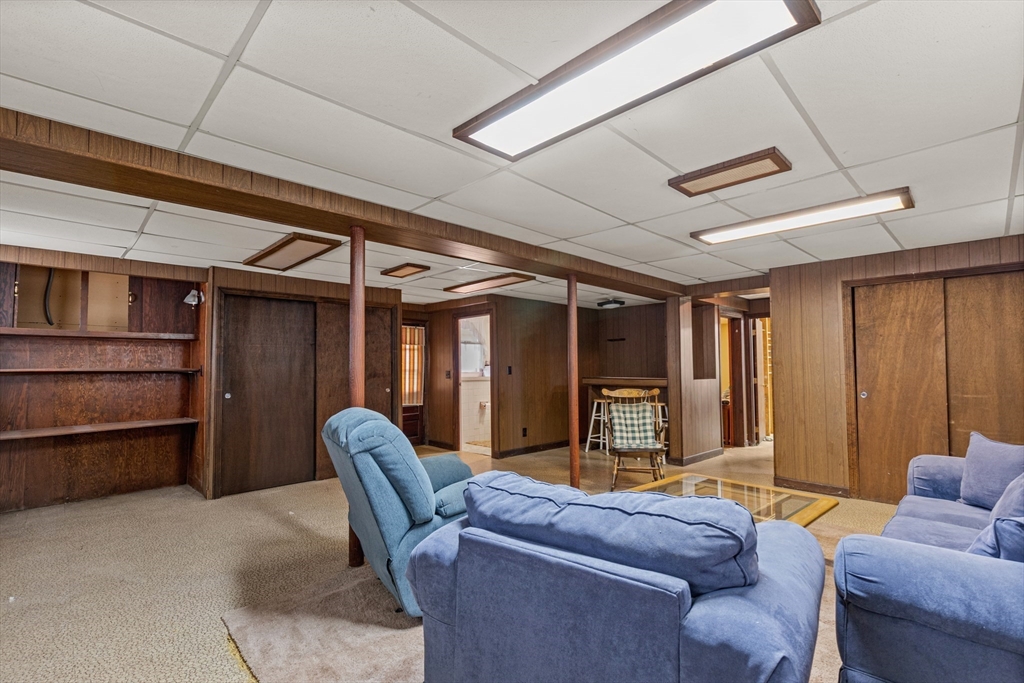 44 Ellis Circle Property Photo 32