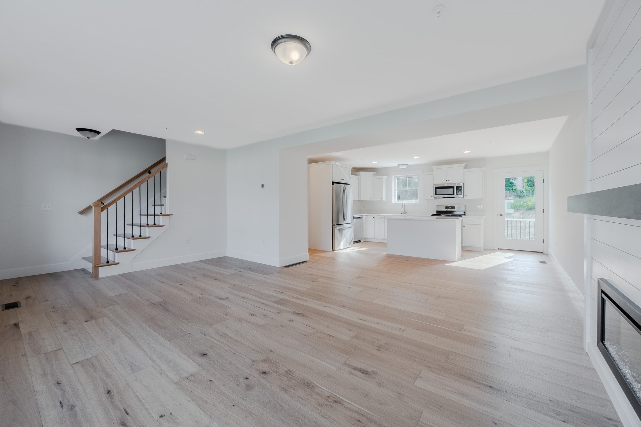 112 Genest St # 16 Property Photo 8