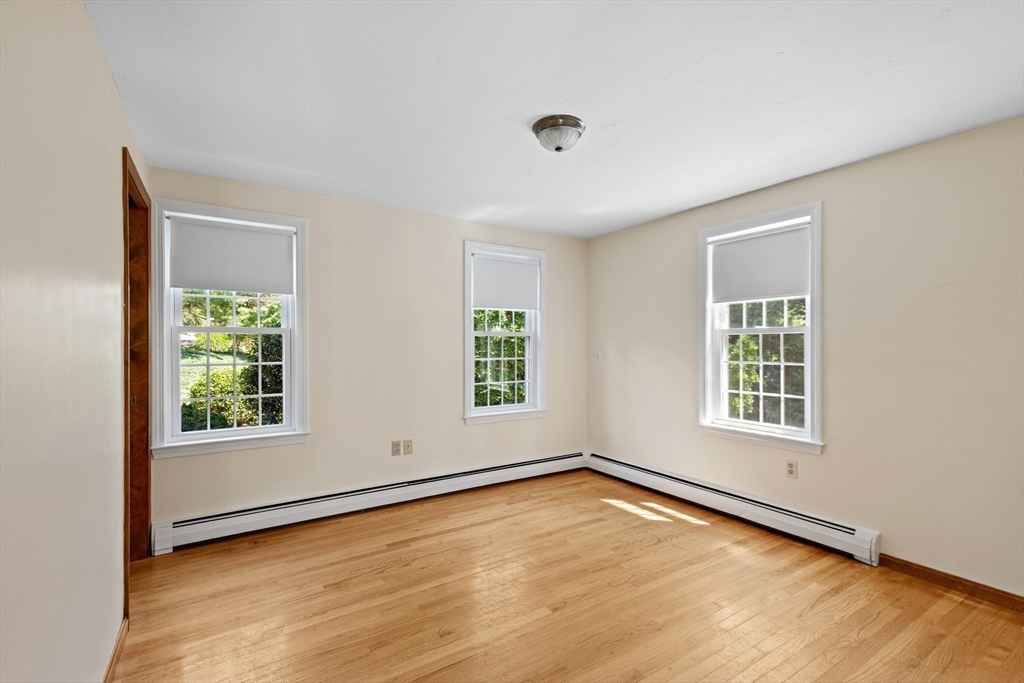 29 Sleepy Hollow Drive Property Photo 13