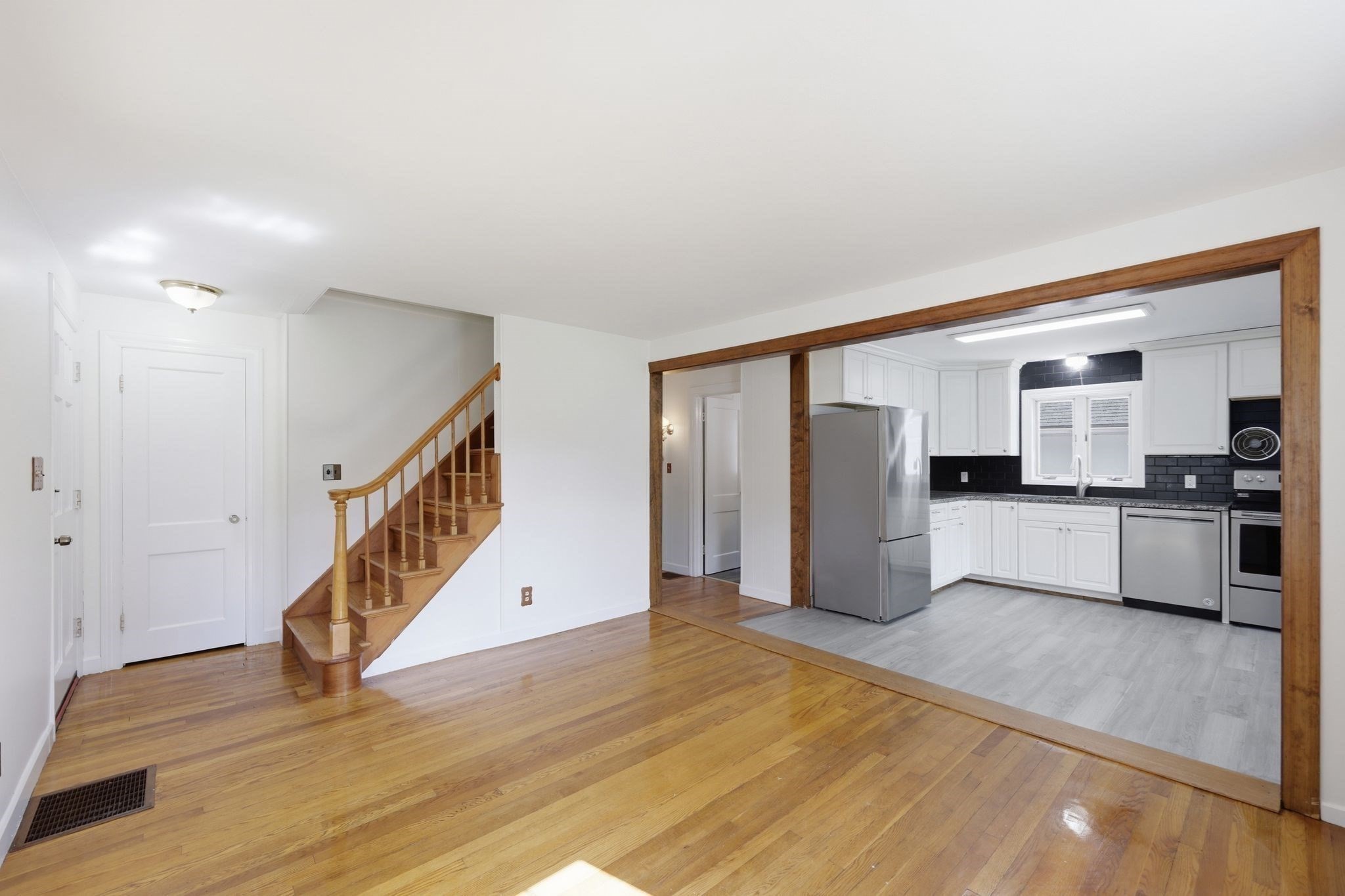 22 Dartmouth St Property Photo 4
