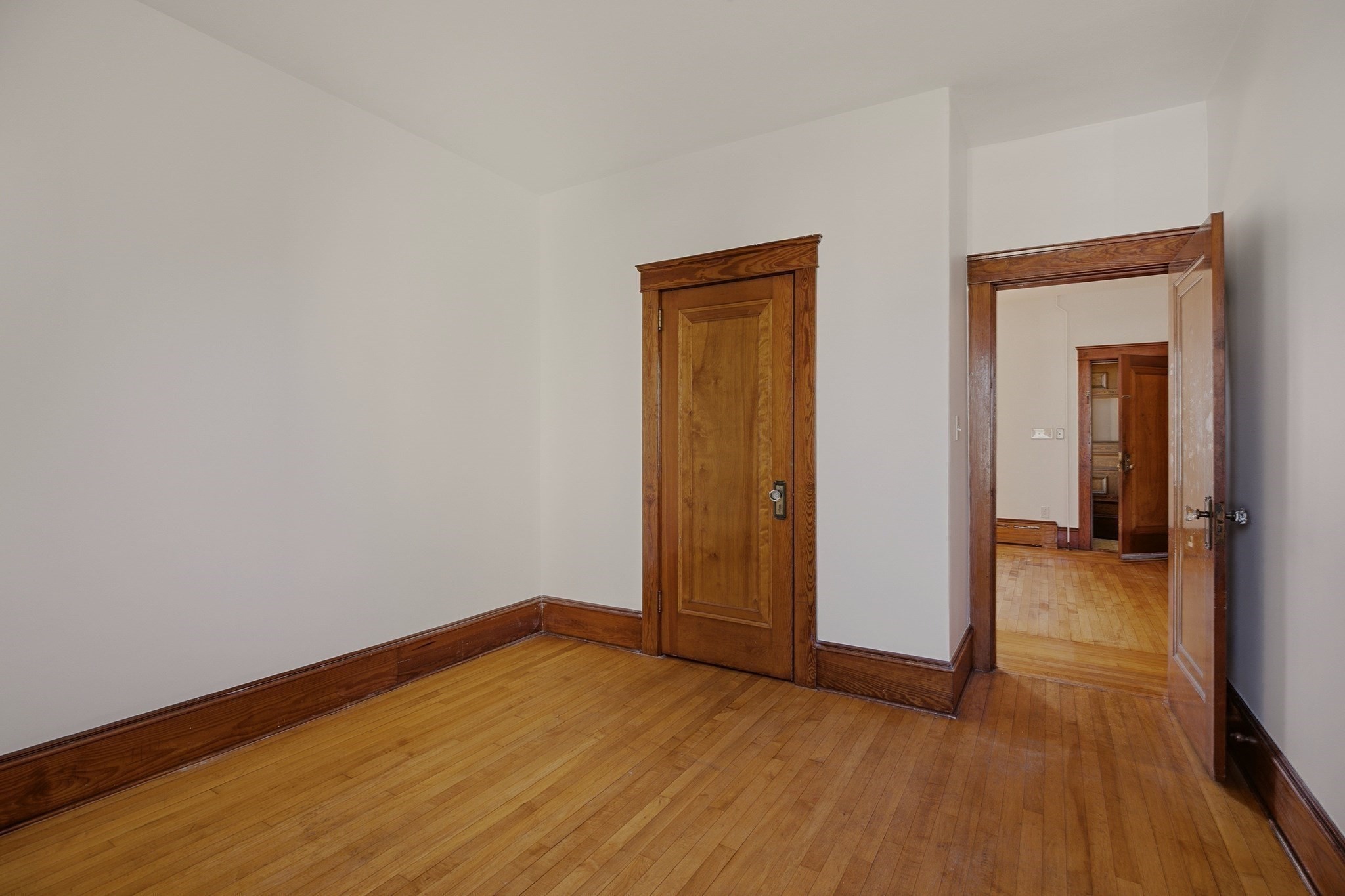 345 Sprague St Property Photo 13
