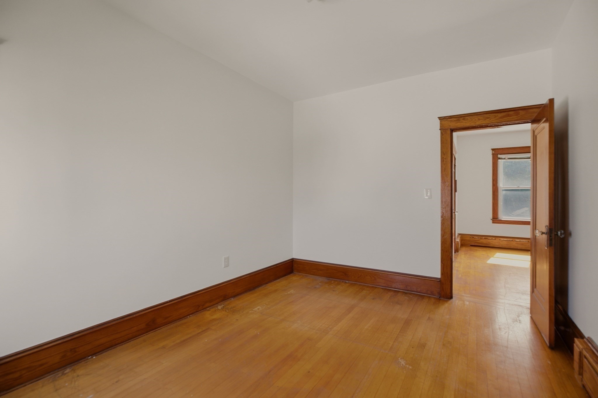 345 Sprague St Property Photo 28