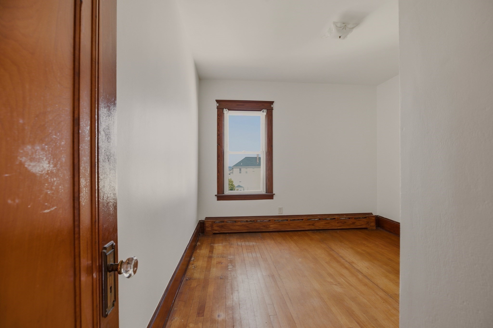 345 Sprague St Property Photo 29