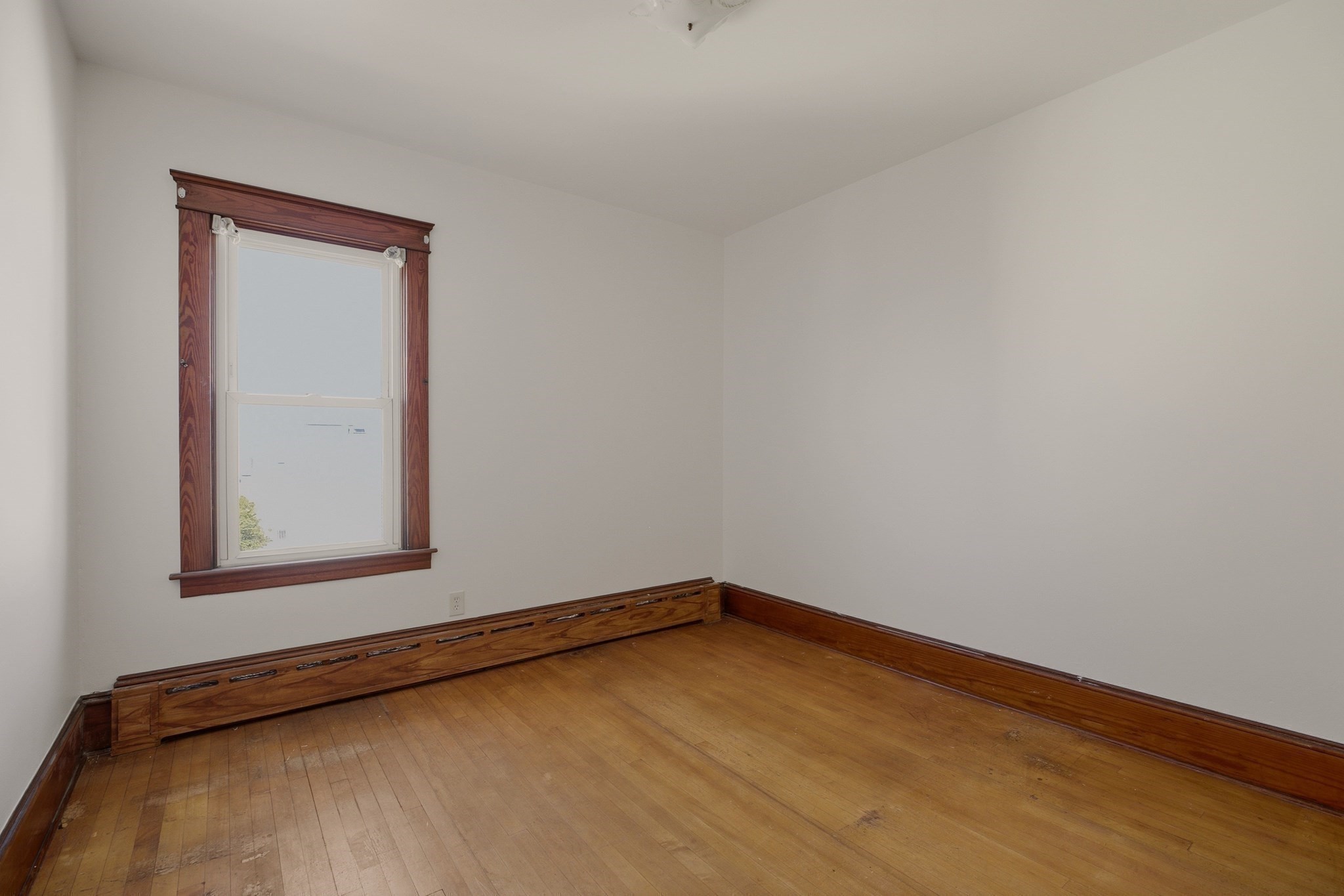 345 Sprague St Property Photo 30