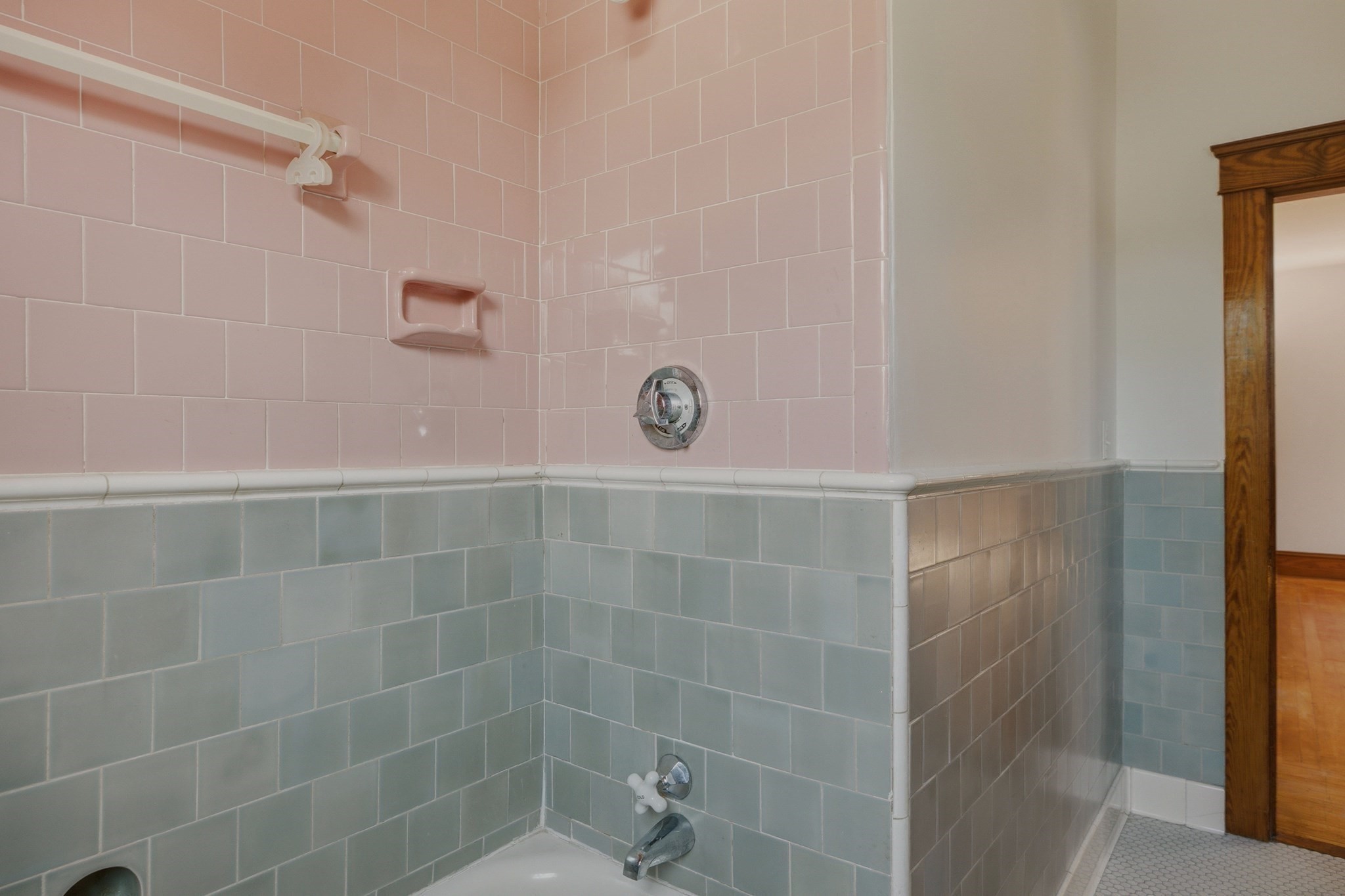 345 Sprague St Property Photo 32