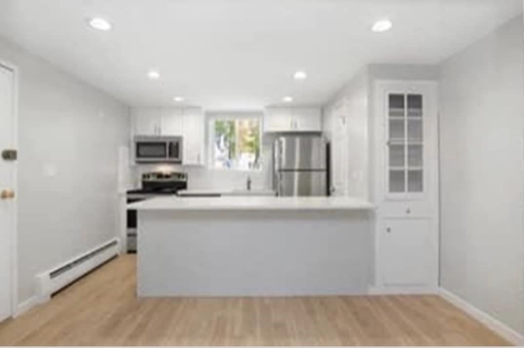 112 W. Emerson # 5 Property Photo 1