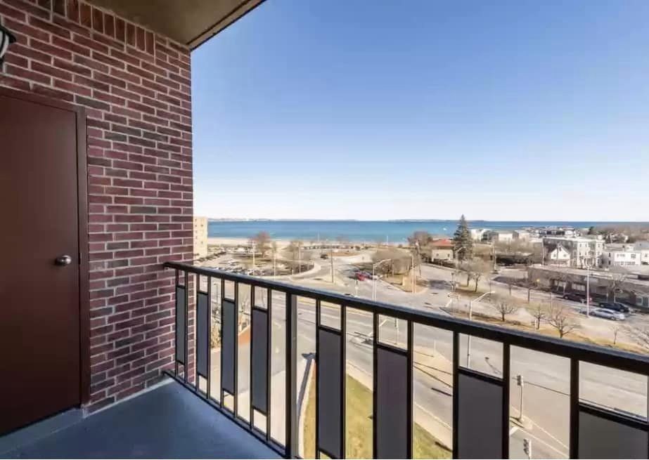 2 Ocean # 605 Property Photo 9
