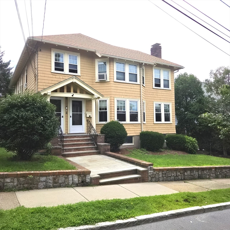 27 Oakley Rd Property Photo 1
