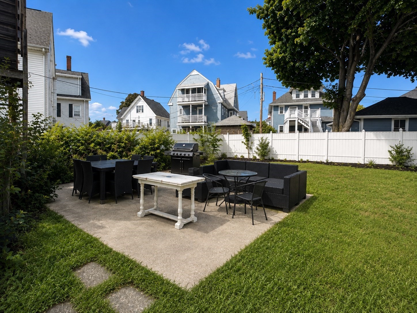 60 Bayswater St # 2 Property Photo 6