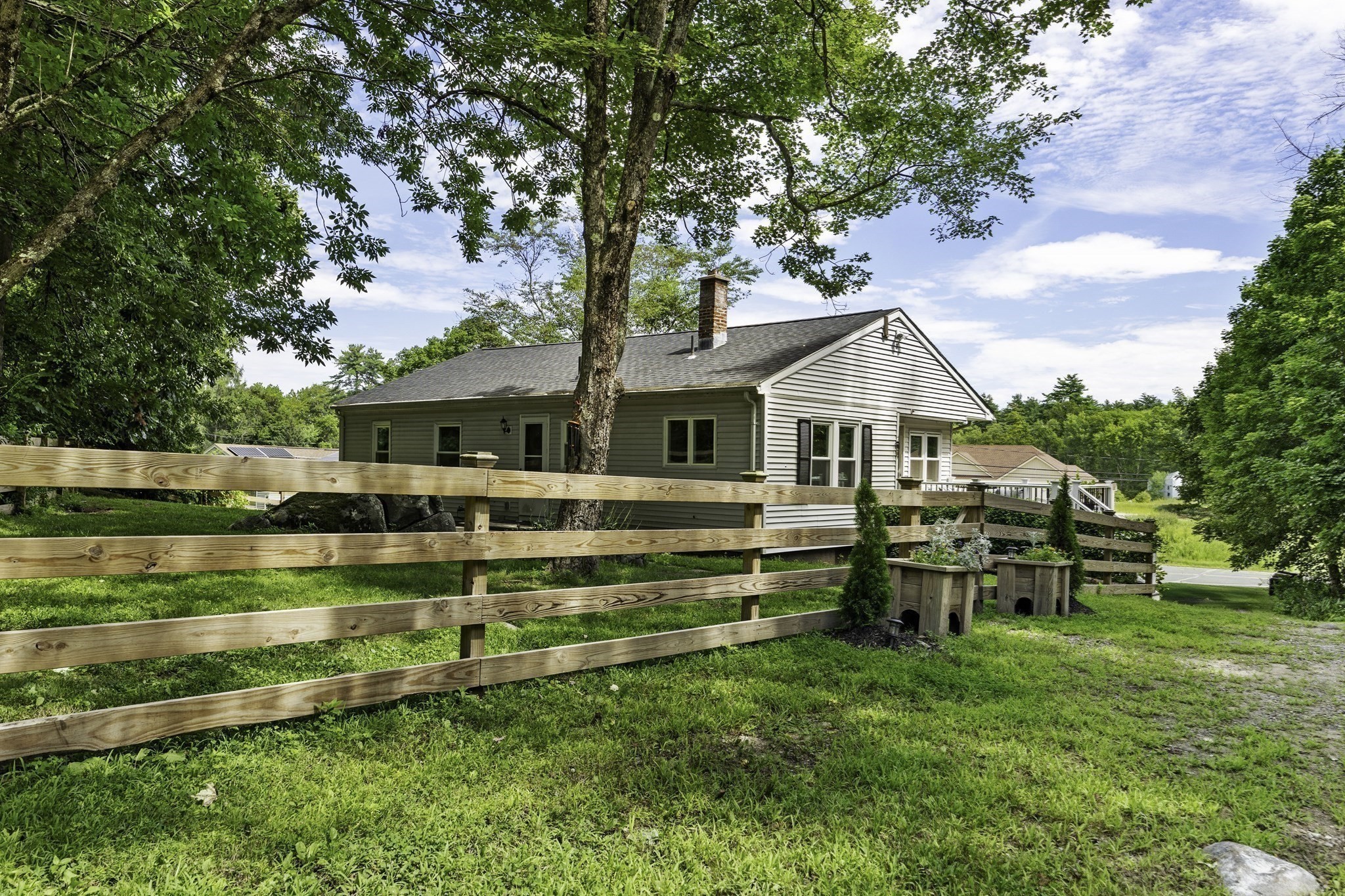 1535 Center Street Property Photo 6