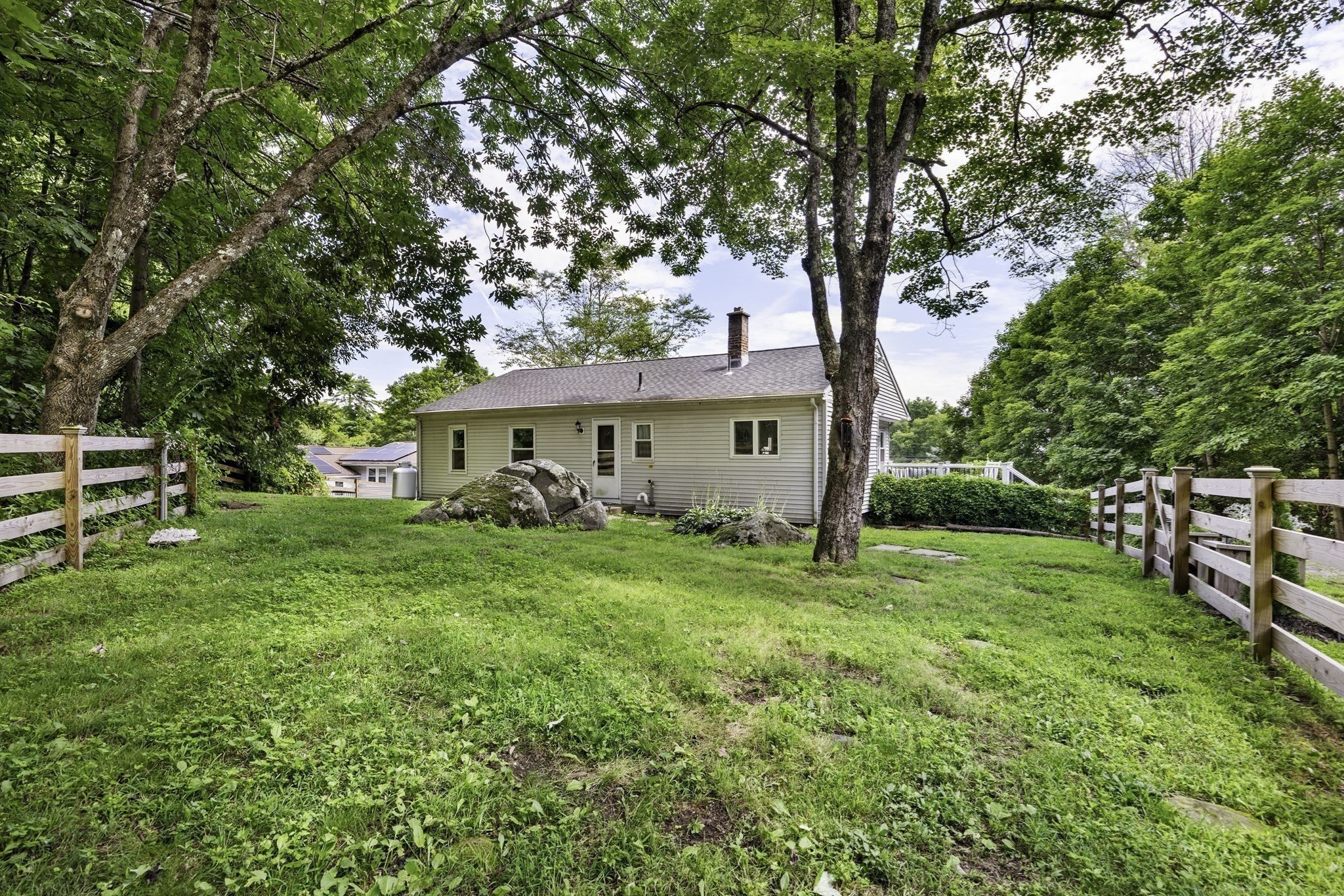1535 Center Street Property Photo 7