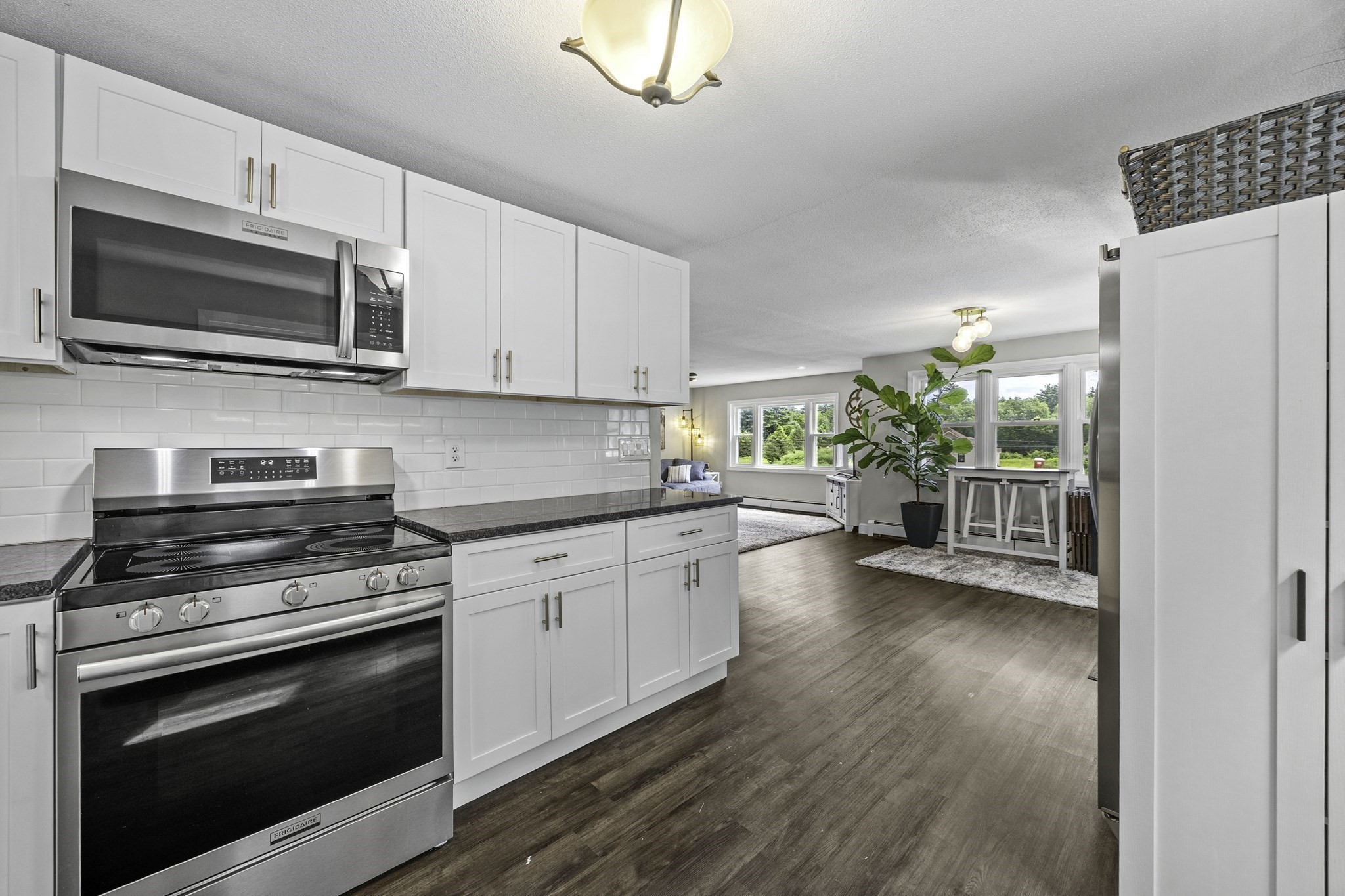1535 Center Street Property Photo 10