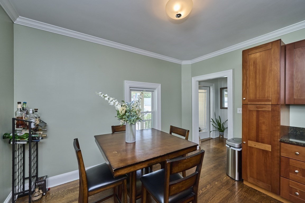 349 Linwood Ave # 2 Property Photo 6