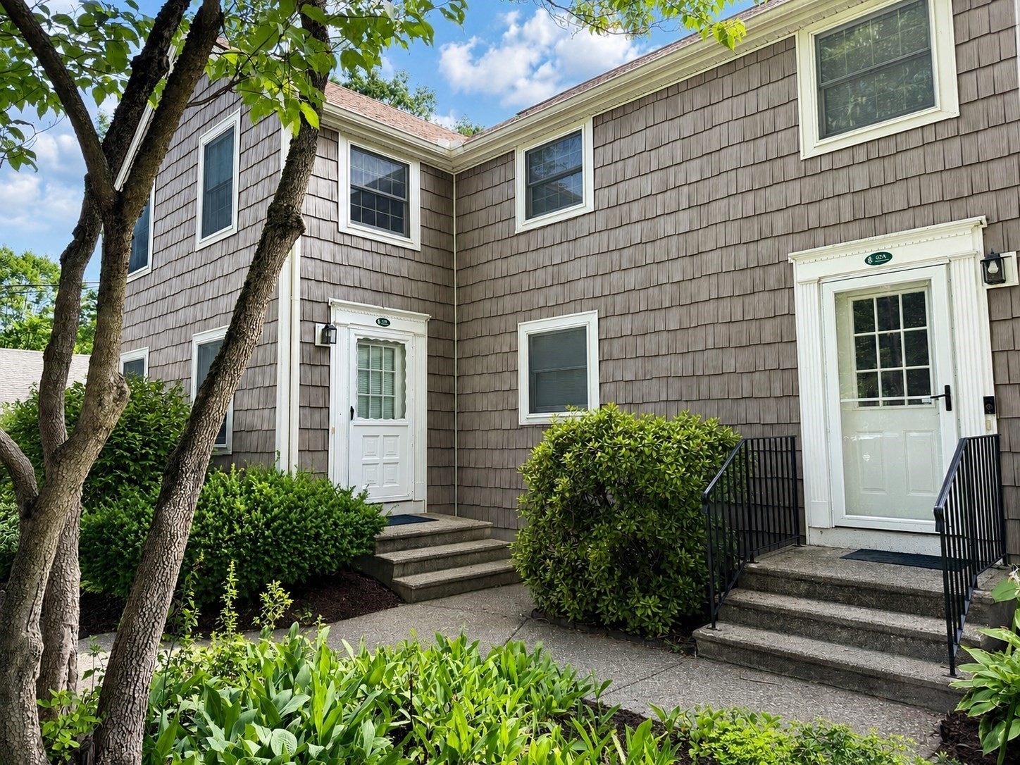 62 Laurel St # B Property Photo 2